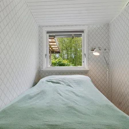Casa de Férias Esben - 350m From The Sea In Bornholm By Interhome *