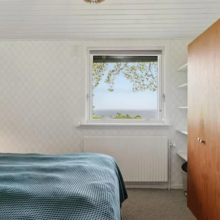 Casa de Férias Esben - 350m From The Sea In Bornholm By Interhome *