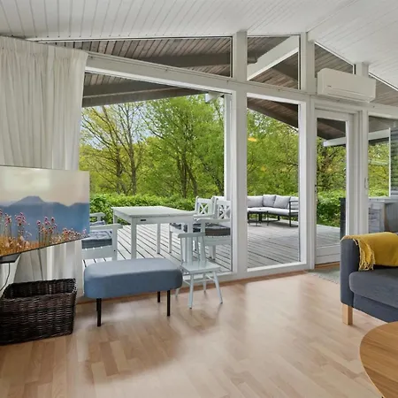 Esben - 350m From The Sea In Bornholm By Interhome * Allinge-Sandvig